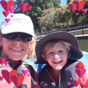 Meet your Posher, Chloe